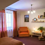 Sweet Hotel